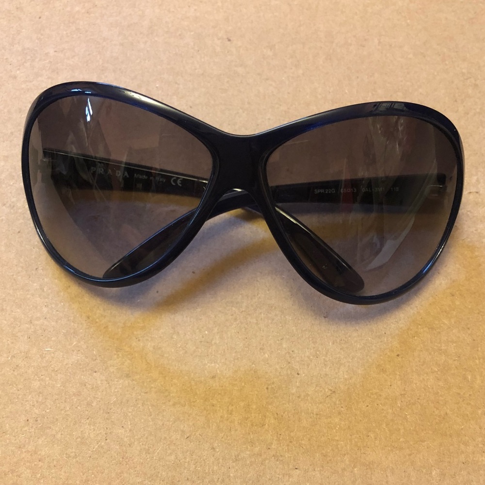 Navy Prada sunglasses